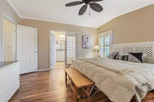 37654 Neukom Ave, Zephyrhills, FL 33541 - Photo 27