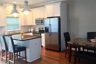 121 W Giddens Ave, Tampa, FL 33603 - Photo 9