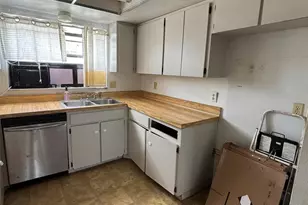 2811 S Pines Dr, Largo, FL 33771 - Photo 13