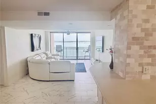 1 Key Capri, Treasure Island, FL 33706 - Photo 5