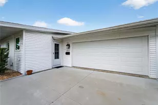 1012 Augusta Dr, Sun City Center, FL 33573 - Photo 7