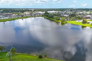 1012 Augusta Dr, Sun City Center, FL 33573 - Photo 5