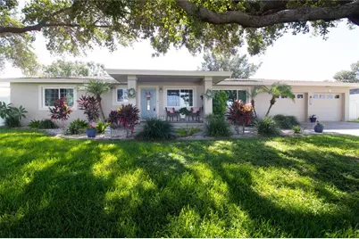 8002 115th Street, Seminole, FL 33772 - Photo 1