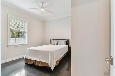 2620 3rd Avenue S, Saint Petersburg, FL 33712 - Photo 25