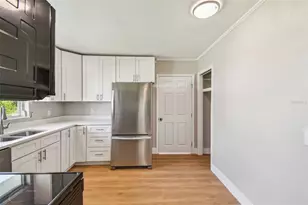 951 Lantana Ave, Clearwater Beach, FL 33767 - Photo 9