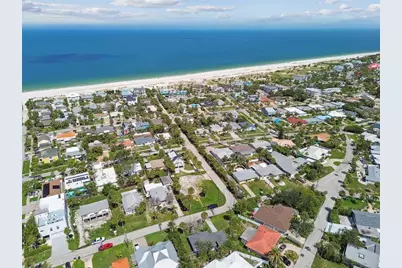951 Lantana Avenue, Clearwater Beach, FL 33767 - Photo 43