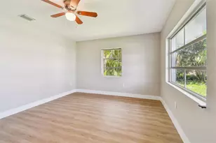 951 Lantana Ave, Clearwater Beach, FL 33767 - Photo 3