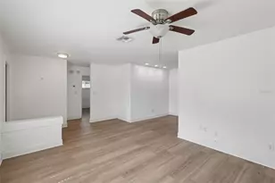 7499 7th St N, Saint Petersburg, FL 33702 - Photo 23