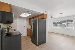 7499 7th St N, Saint Petersburg, FL 33702 - Photo 25