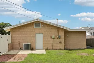 7499 7th St N, Saint Petersburg, FL 33702 - Photo 51