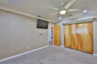 1511 4th St SW, Largo, FL 33770 - Photo 23