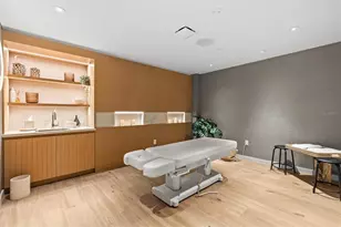 1020 Sunset Point Rd, Clearwater, FL 33755 - Photo 29