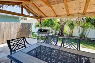 13679 Drysdale Ave, Port Charlotte, FL 33981 - Photo 9