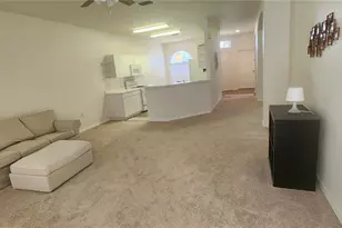 1713 Sassafras Dr, Wesley Chapel, FL 33543 - Photo 9