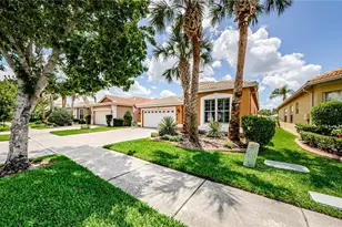 4947 Sandy Brook Cir, Wimauma, FL 33598 - Photo 1