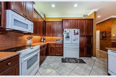 4947 Sandy Brook Circle, Wimauma, FL 33598 - Photo 11