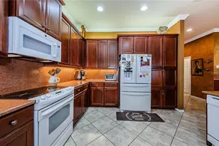 4947 Sandy Brook Cir, Wimauma, FL 33598 - Photo 11