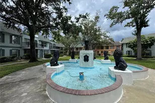 4405 Vieux Carre Cir, Tampa, FL 33613 - Photo 49