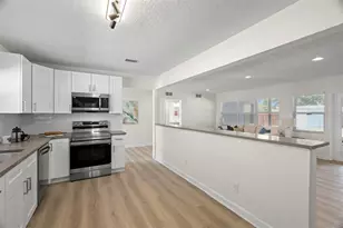 5813 18th Ave S, Gulfport, FL 33707 - Photo 13