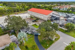 2413 Baywood Dr E, Dunedin, FL 34698 - Photo 65