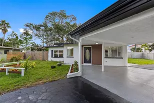 2413 Baywood Dr E, Dunedin, FL 34698 - Photo 33