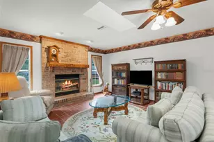 17131 Dalberg Dr, Spring Hill, FL 34610 - Photo 9