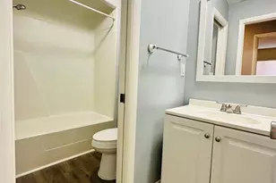 8002 Hibiscus Dr, Temple Terrace, FL 33637 - Photo 11