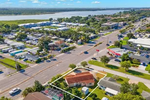 10701 Village Green Ave, Seminole, FL 33772 - Photo 1