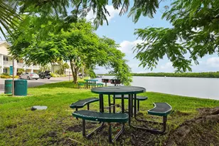 611 Destiny Dr, Ruskin, FL 33570 - Photo 43