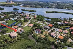 2103 N Pointe Alexis Dr, Tarpon Springs, FL 34689 - Photo 7