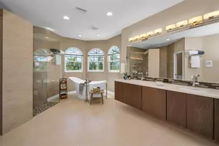 2103 N Pointe Alexis Dr, Tarpon Springs, FL 34689 - Photo 23