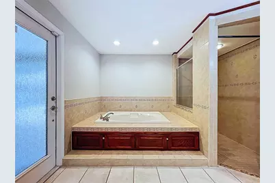 3912 Fontainebleau Drive, Tampa, FL 33634 - Photo 43