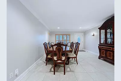 3912 Fontainebleau Drive, Tampa, FL 33634 - Photo 11