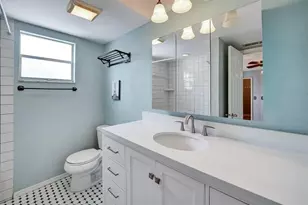 17596 1st St E, Redington Shores, FL 33708 - Photo 19