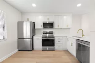 106 Lakeview Pl, Oldsmar, FL 34677 - Photo 7