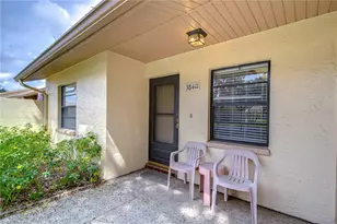 38411 Cottonwood Pl, Zephyrhills, FL 33542 - Photo 49