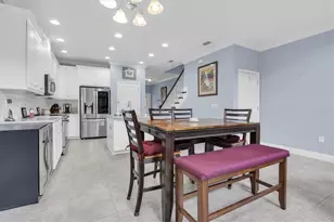 8703 Terracina Lake Dr, Tampa, FL 33625 - Photo 9