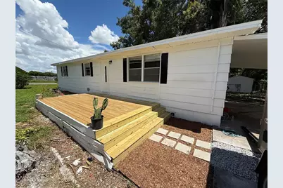 801 Monroe Street, Plant City, FL 33563 - Photo 1