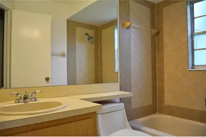 10002 Turkey Trot Place, Tampa, FL 33637 - Photo 21