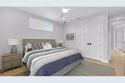 111 4th Street S, Bradenton Beach, FL 34217 - Photo 5