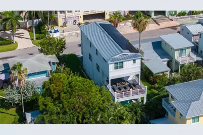 111 4th Street S, Bradenton Beach, FL 34217 - Photo 69