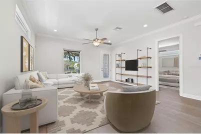 625 38th Avenue N, Saint Petersburg, FL 33704 - Photo 5