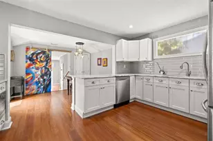 2309 2nd Ave S, Saint Petersburg, FL 33712 - Photo 9