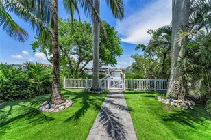 12108 Lagoon Ln, Treasure Island, FL 33706 - Photo 65