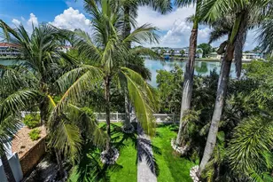 12108 Lagoon Ln, Treasure Island, FL 33706 - Photo 59
