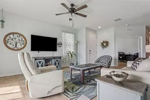7460 Stonebrook Cir, Wesley Chapel, FL 33545 - Photo 11