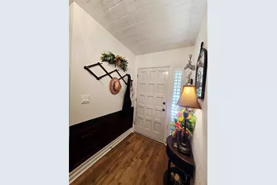 1404 Red Oak Drive, Tarpon Springs, FL 34689 - Photo 3