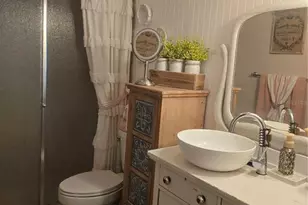 1404 Red Oak Dr, Tarpon Springs, FL 34689 - Photo 15