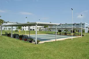 4880 Locust St NE, Saint Petersburg, FL 33703 - Photo 7