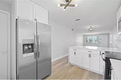 1000 49th Street N #214, Saint Petersburg, FL 33710 - Photo 11